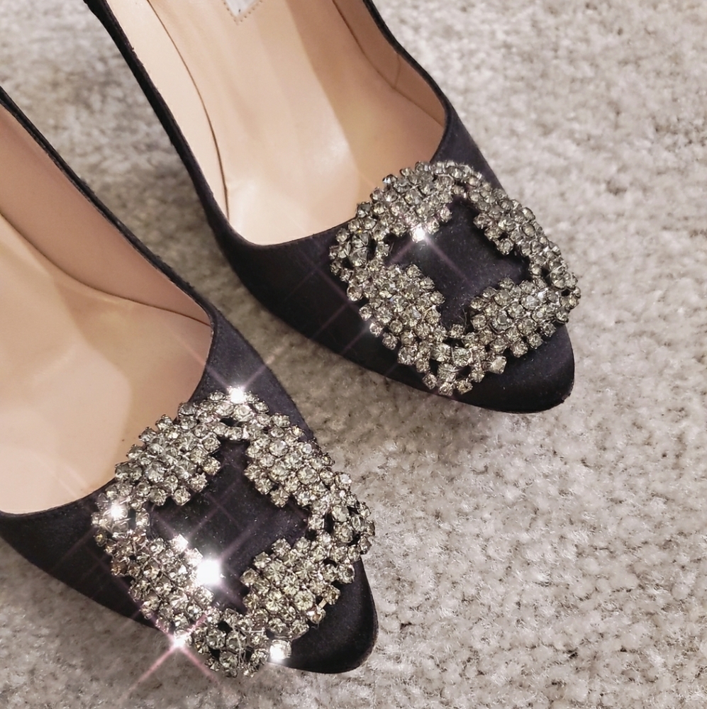 ☆SOLD OUT☆MANOLO BLAHNIK Hangisi Satin 90mm